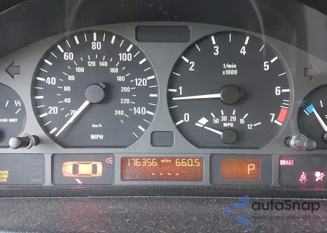 2004 BMW 325I из США, поврежденный, VIN WBAET374X4NJ96364